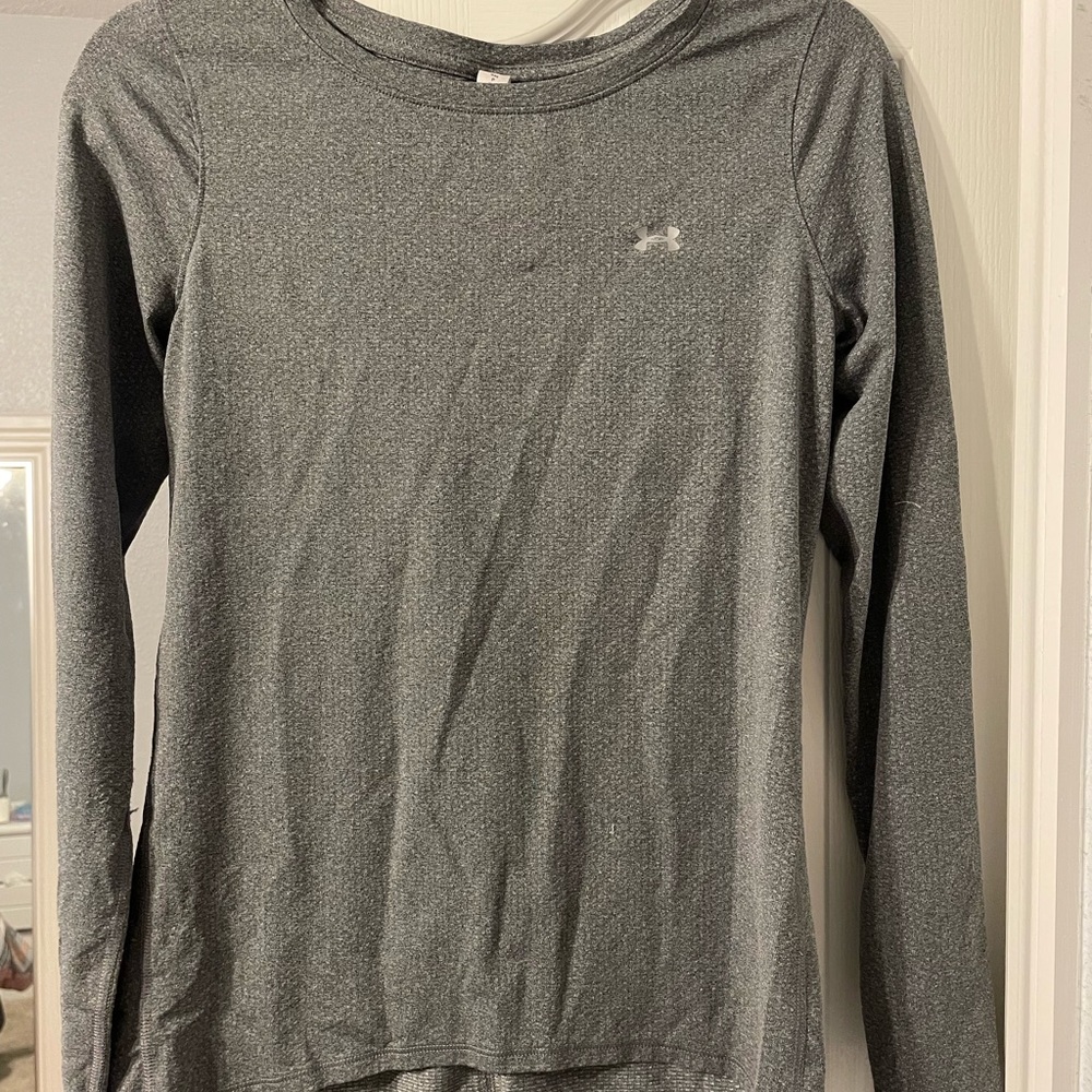 Under Armour long sleeve top